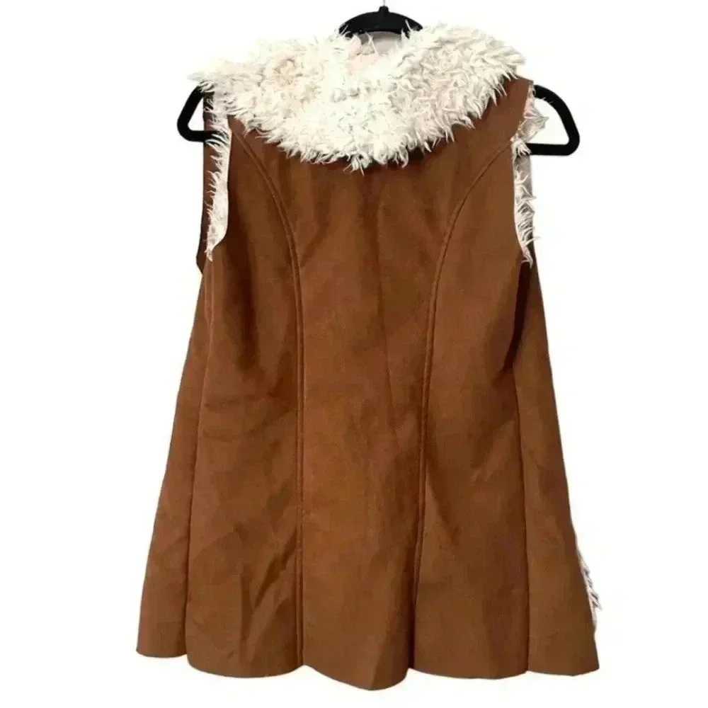 C&C California Sherpa lined Vest Size L - Picture 2 of 9